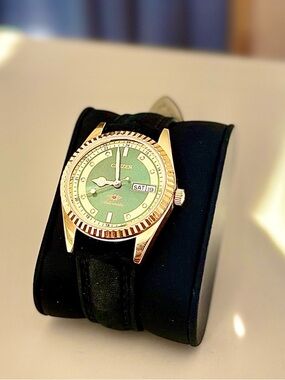 Citizen Gold-Tone Presidential with Green Dial and Black Leather Strap